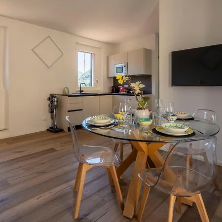 Apartamento Next Comacina, Di With Garage By Geco Vacation